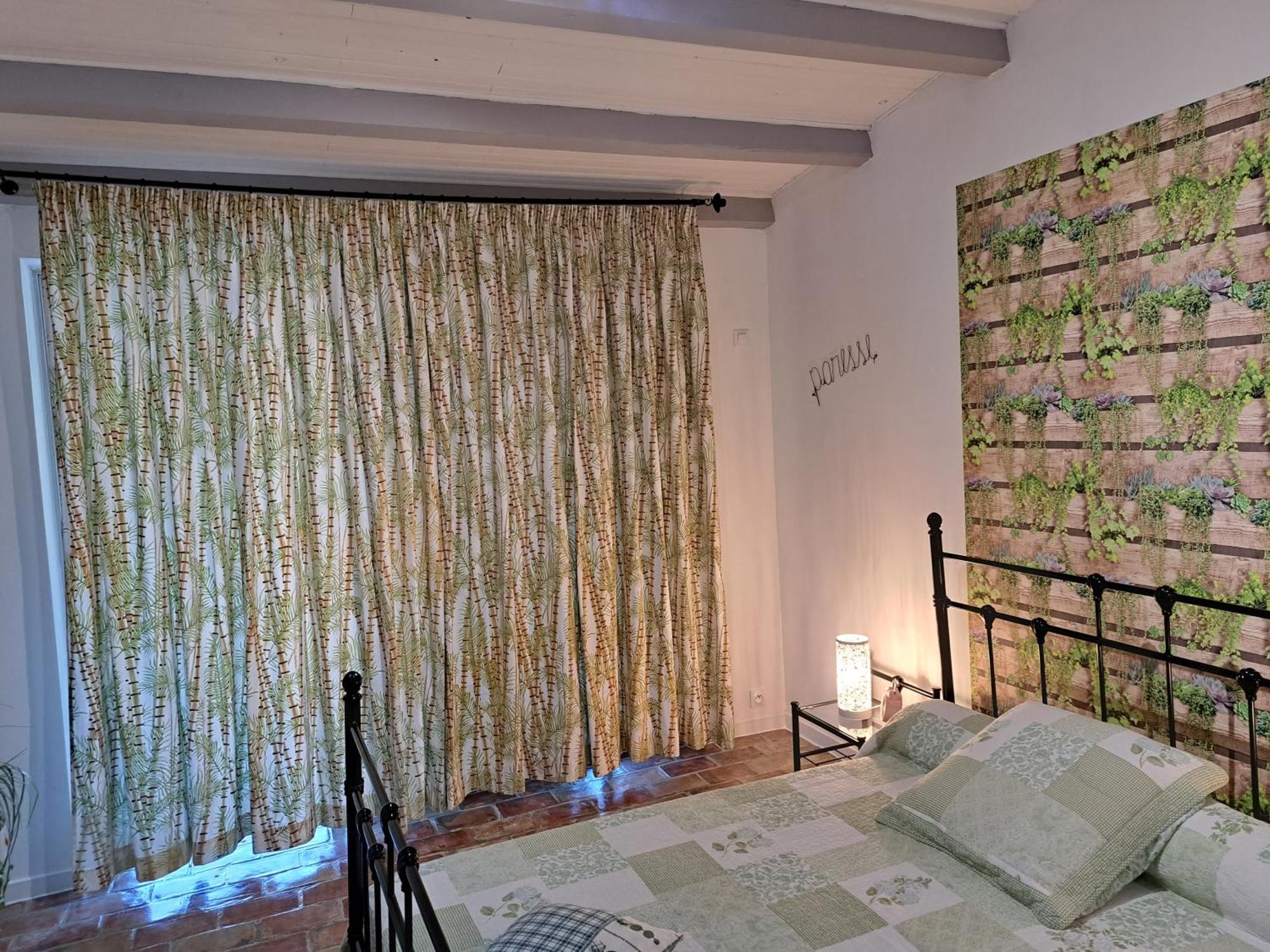 Lou Pin Dou Papet Bed & Breakfast Roquevaire Exterior photo